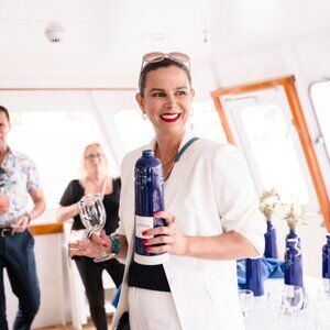 Meet your Posher, Ria